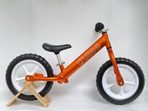 Xe thăng bằng Cruzee màu cam