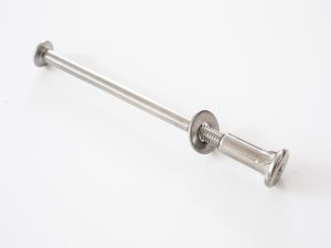 Ốc trục bánh xe Cruzee